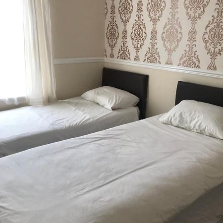 Bensons Guesthouse Southend-on-Sea Esterno foto